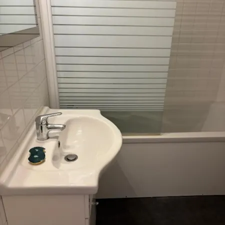 Apartment For 4 With Balcony Near The Old Port
